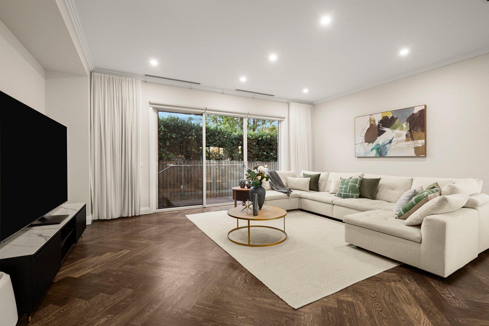 12 Laxdale Road, Camberwell, 3124