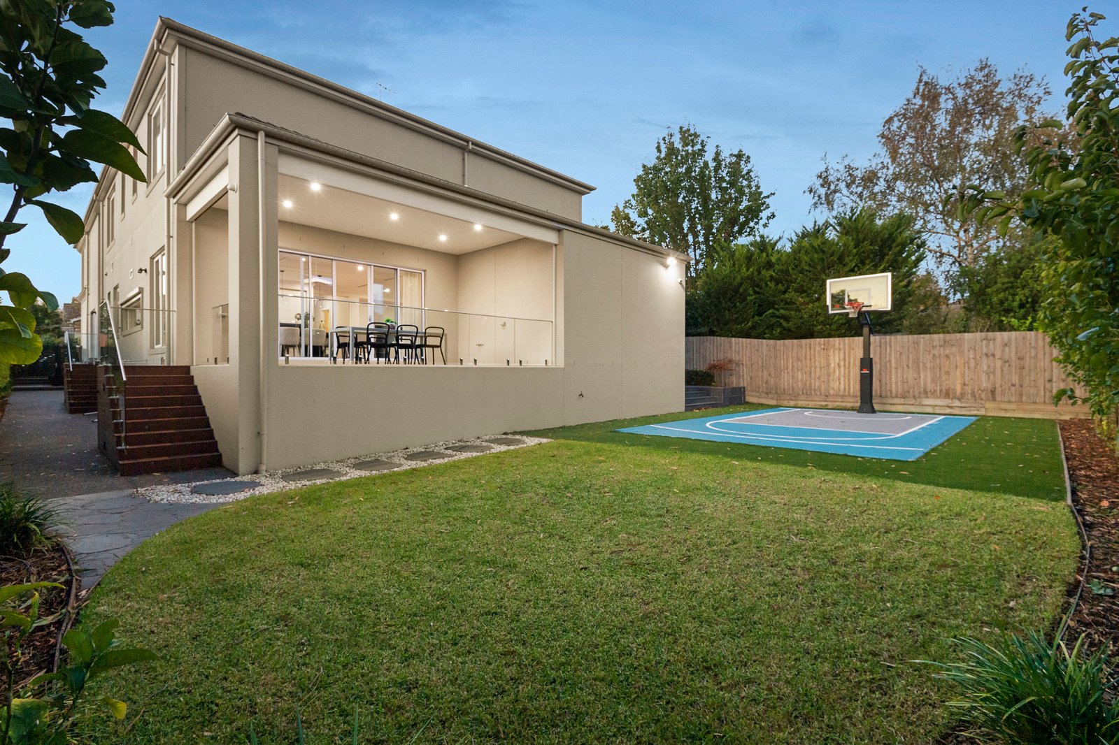 12 Laxdale Road, Camberwell, 3124