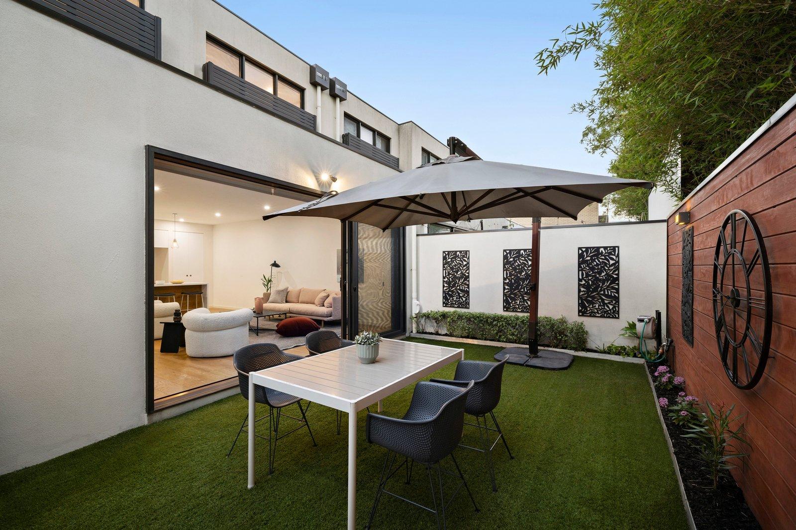 12 Nelson Street, Port Melbourne, 3207