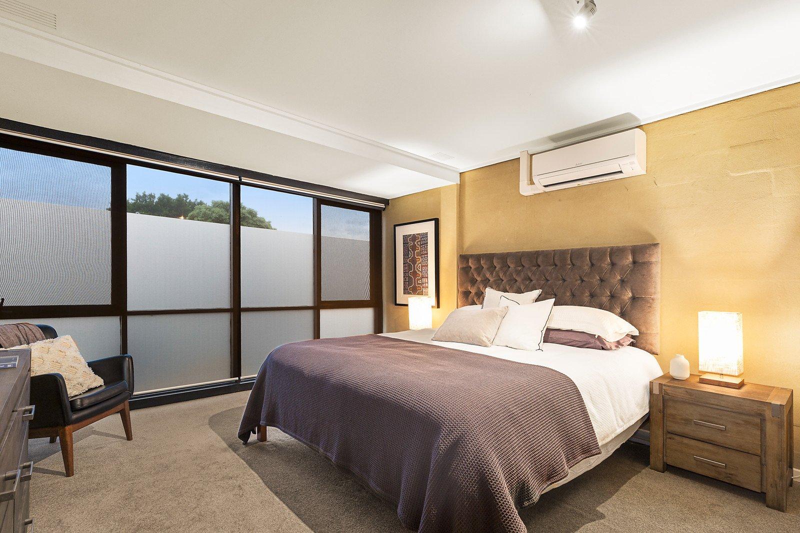 12 Park Street, St Kilda West, 3182