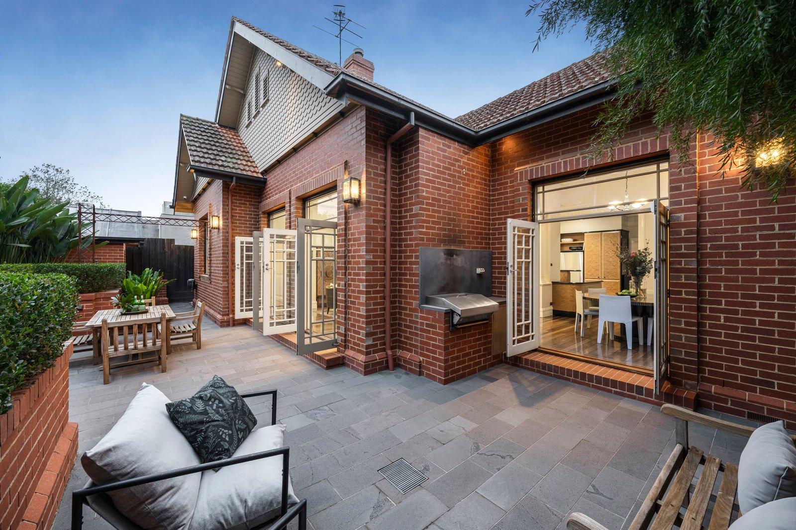 12 Selborne Road, Toorak, 3142