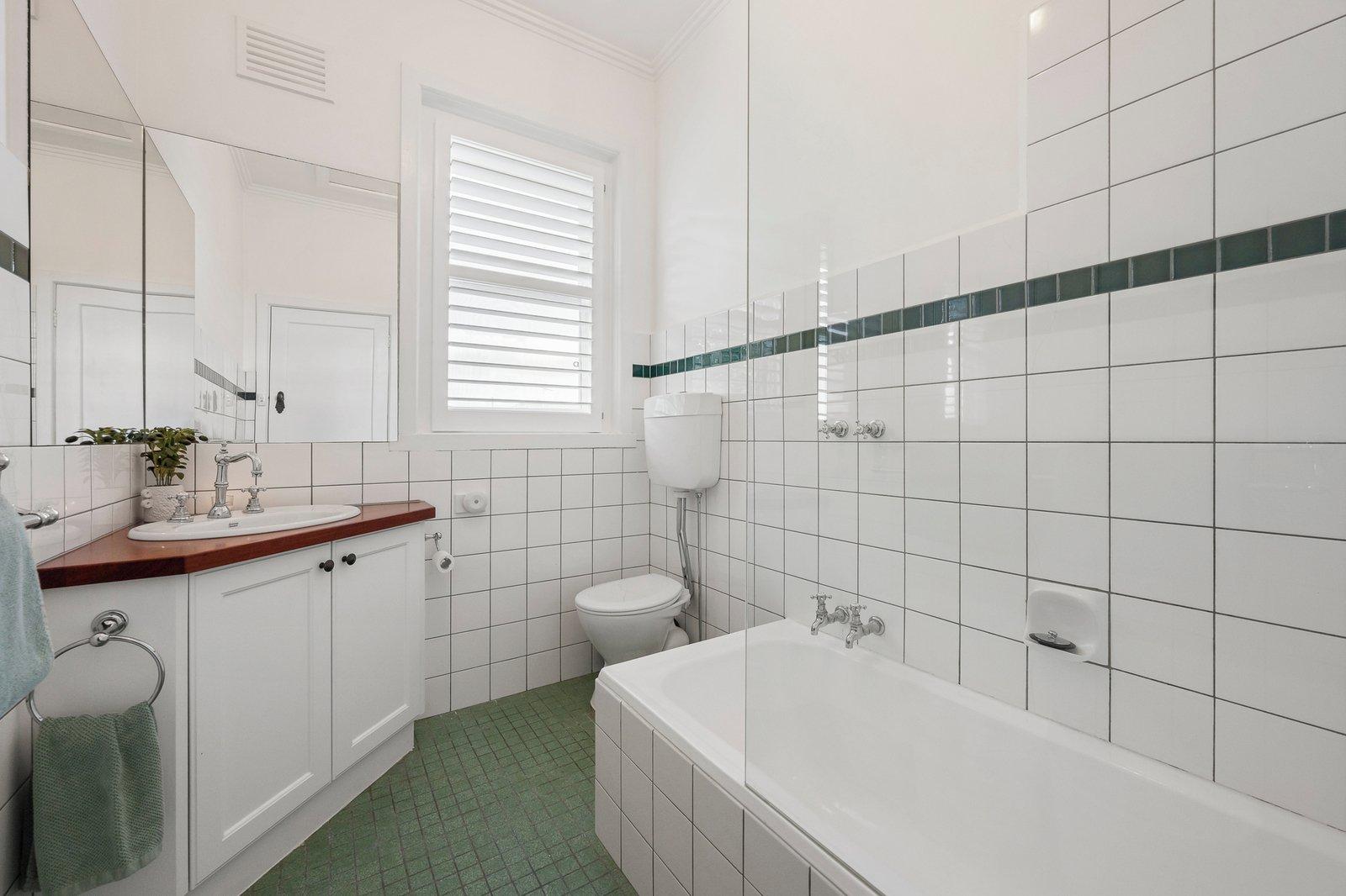 12/14 Robe Street, St Kilda, 3182
