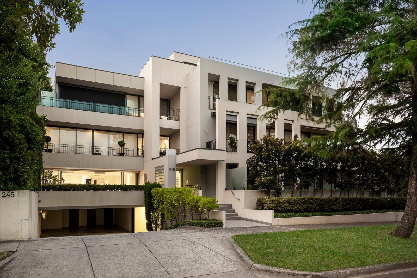 1/245 Kooyong Road, Toorak, 3142