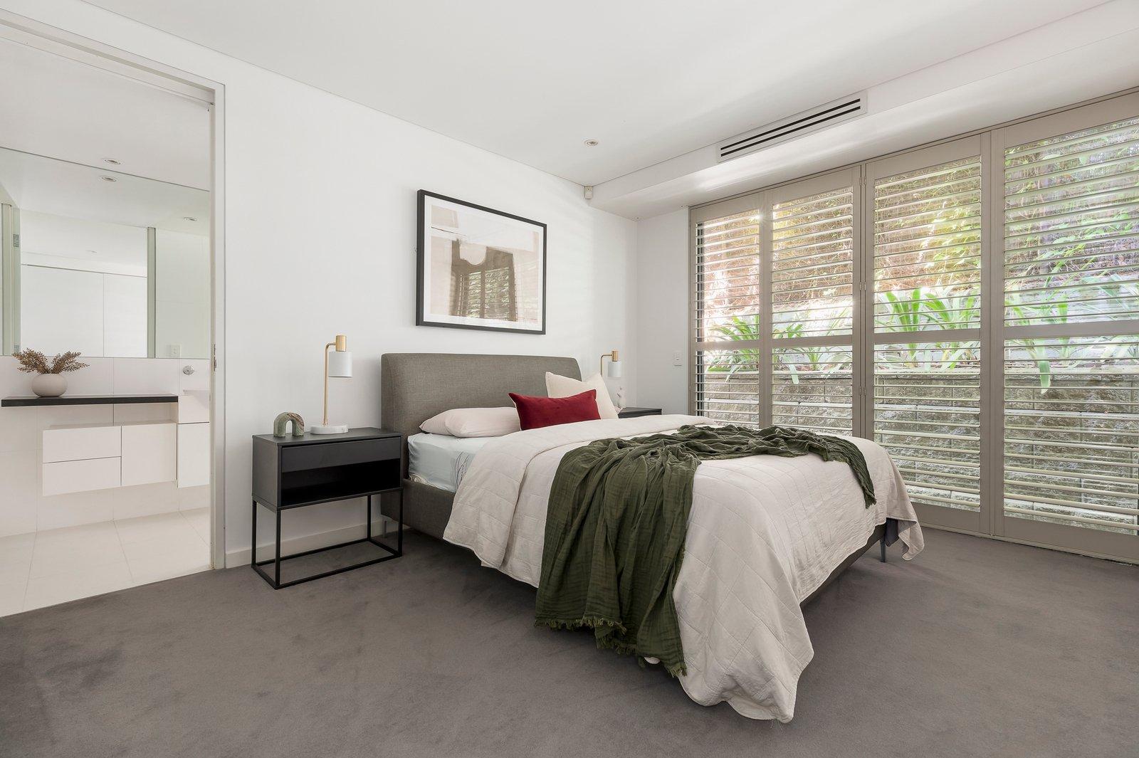 1/245 Kooyong Road, Toorak, 3142