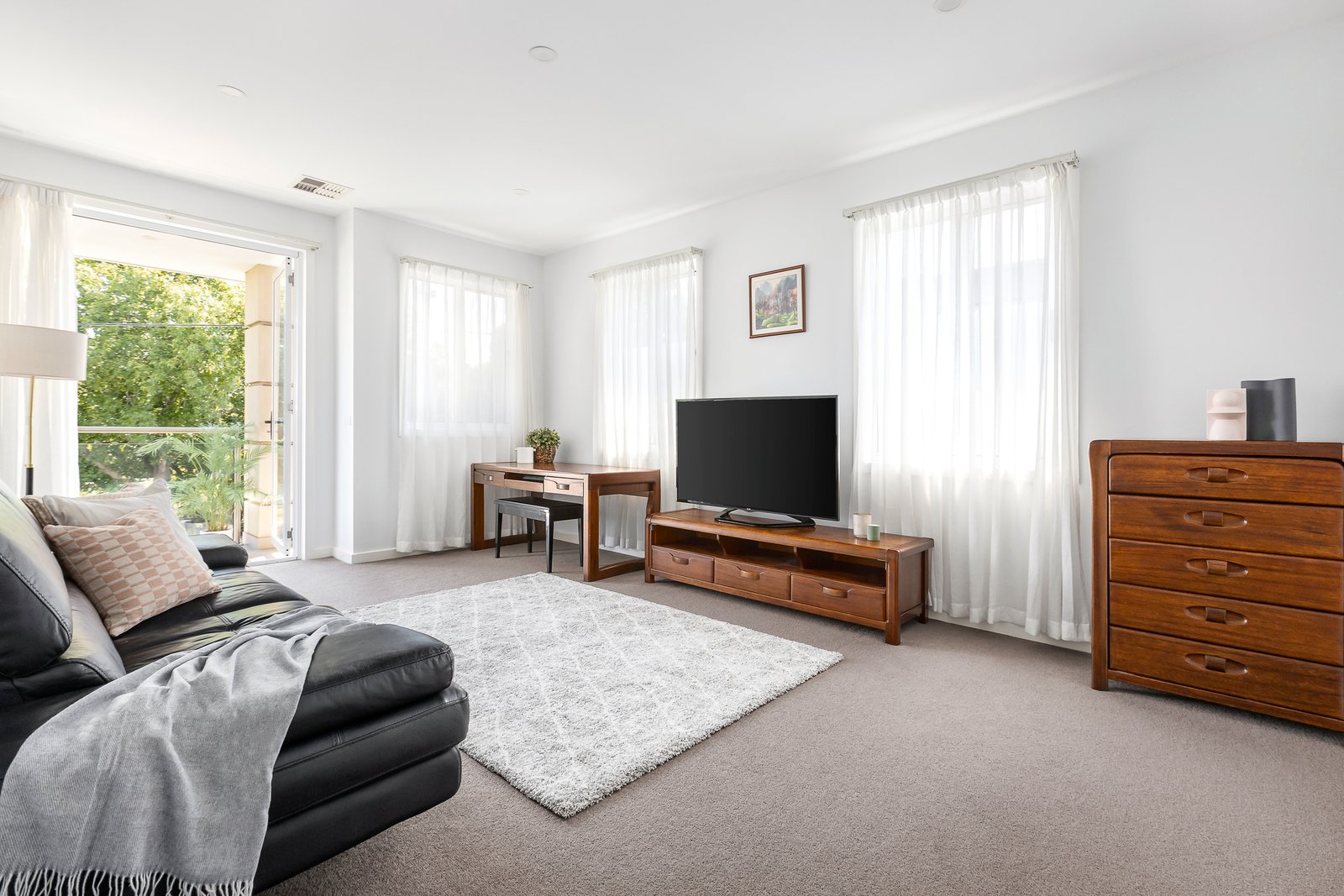 1/24 Greendale Road, Doncaster East, 3109