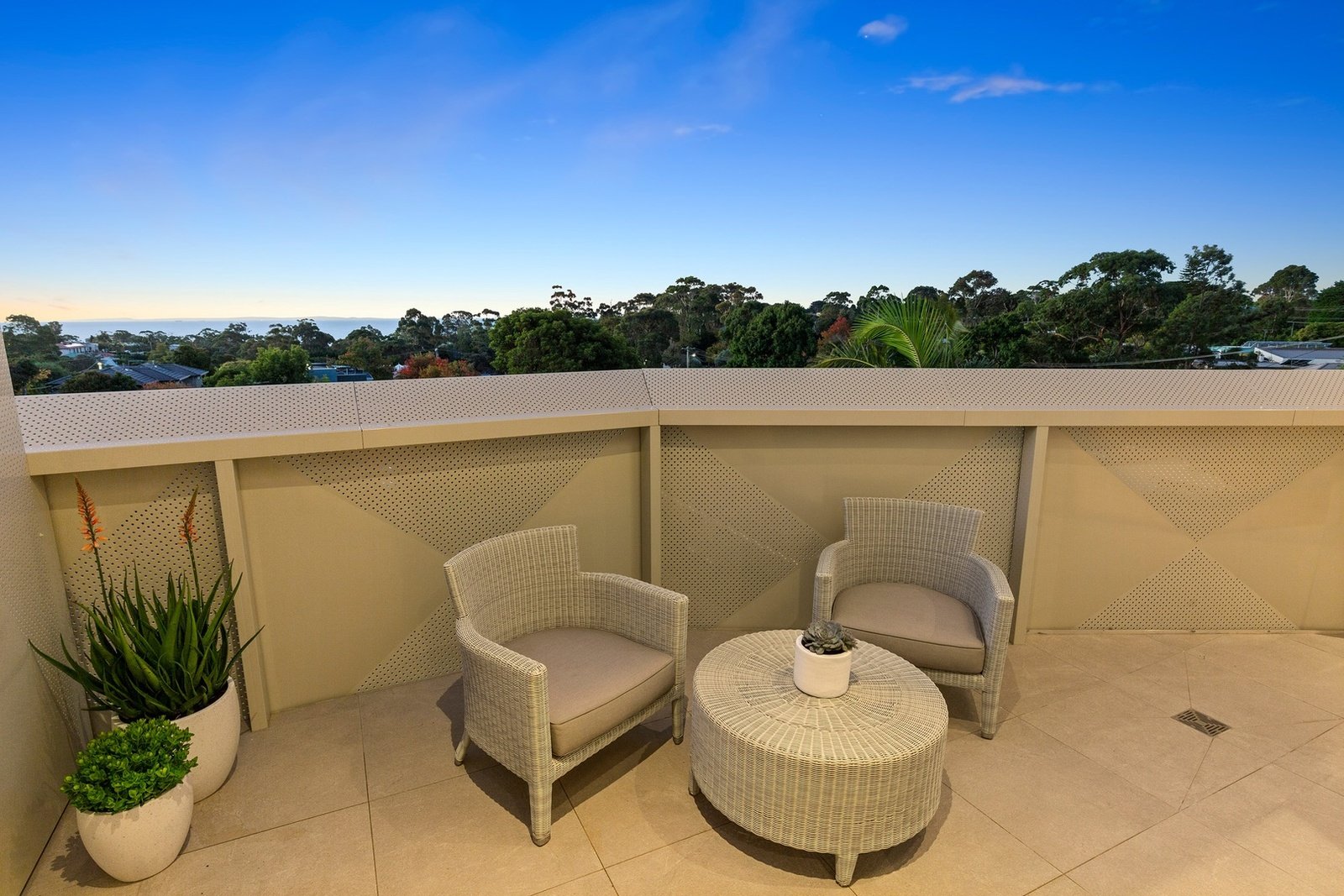 12/54 Mount Eliza Way, Mount Eliza, 3930
