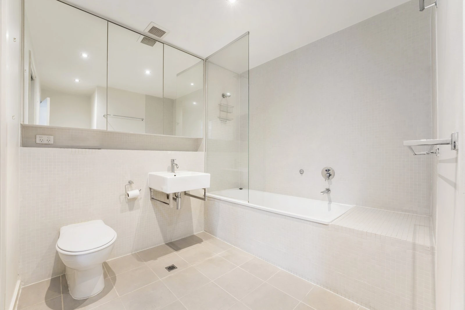 12/561 Glenferrie Road, Hawthorn, 3122