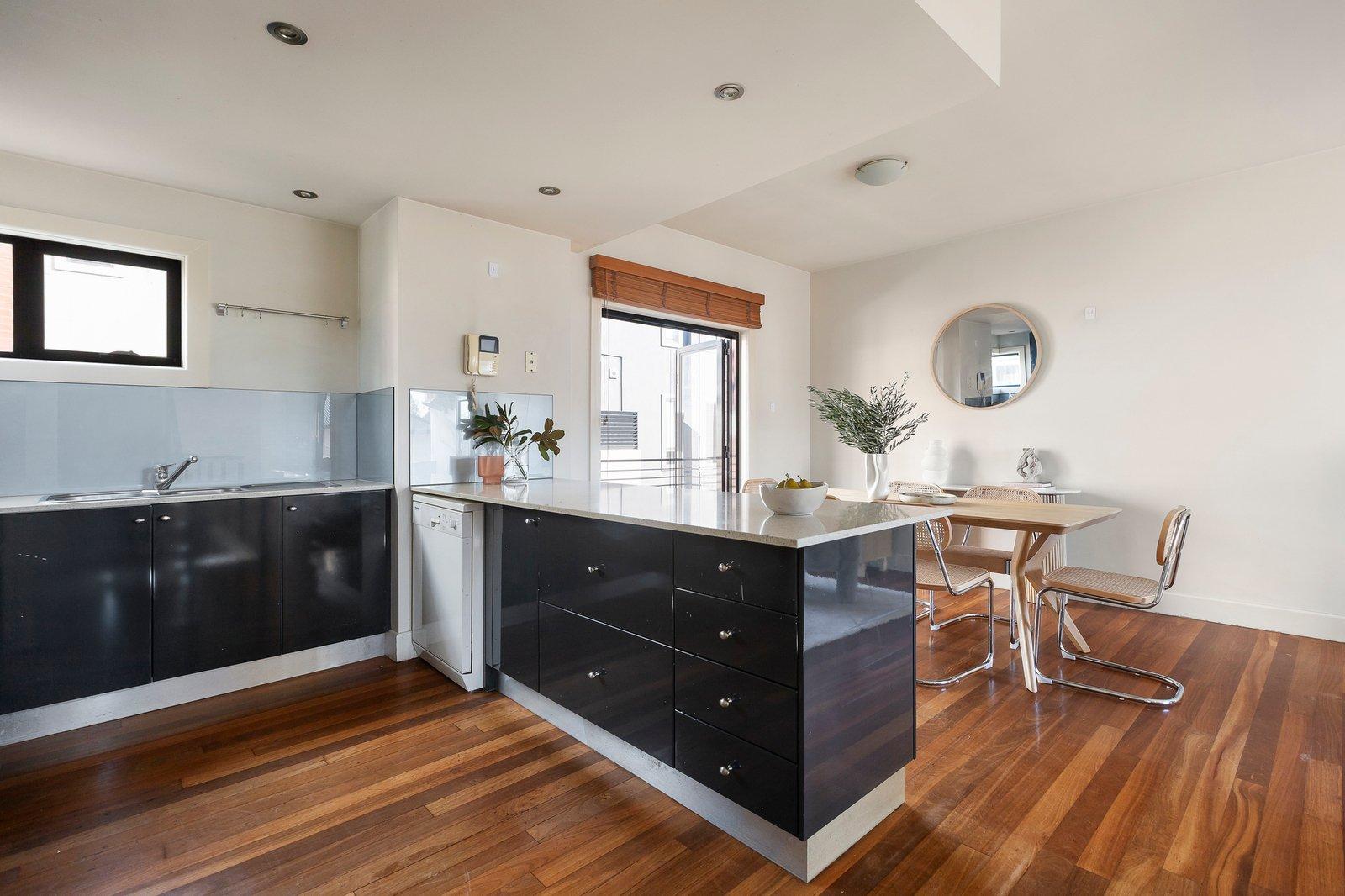 1/28 Bank Street, Richmond, 3121