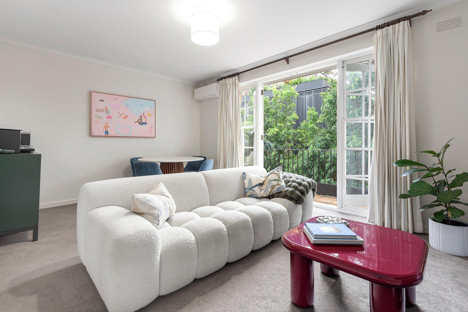 12/99 Caroline Street, South Yarra, 3141