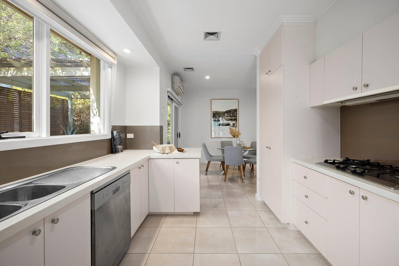 1/29 Beleura Hill Road, Mornington, 3931