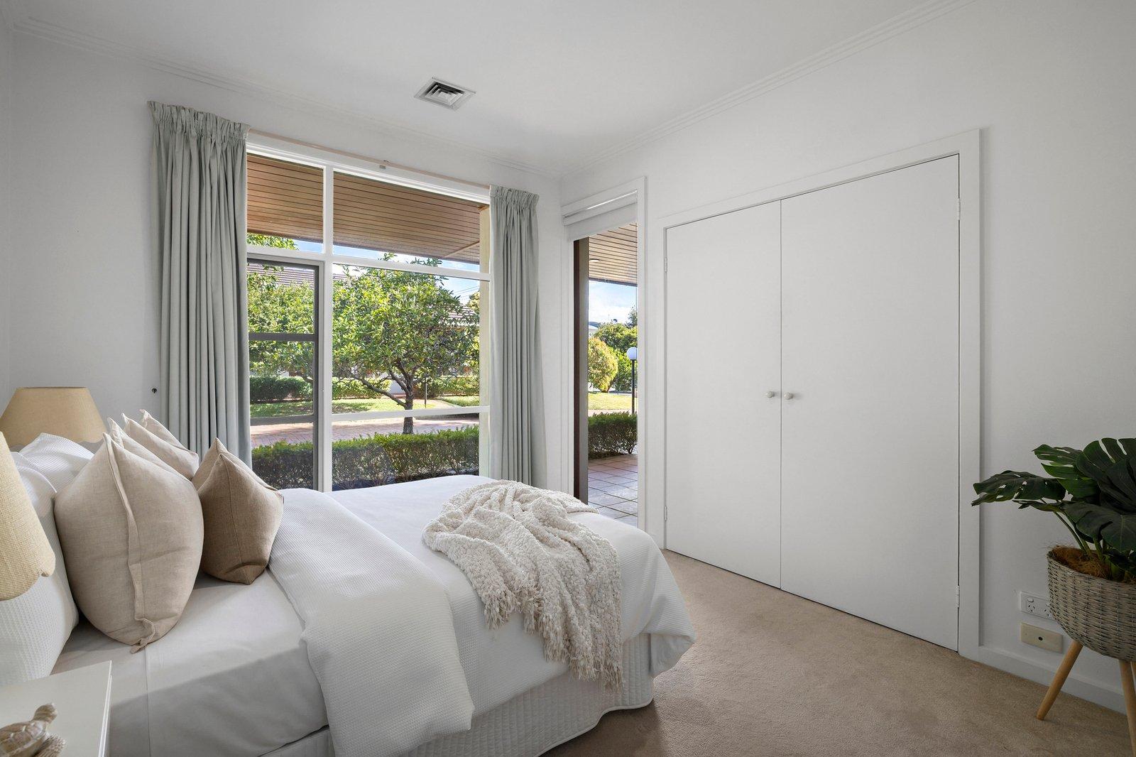 1/29 Beleura Hill Road, Mornington, 3931