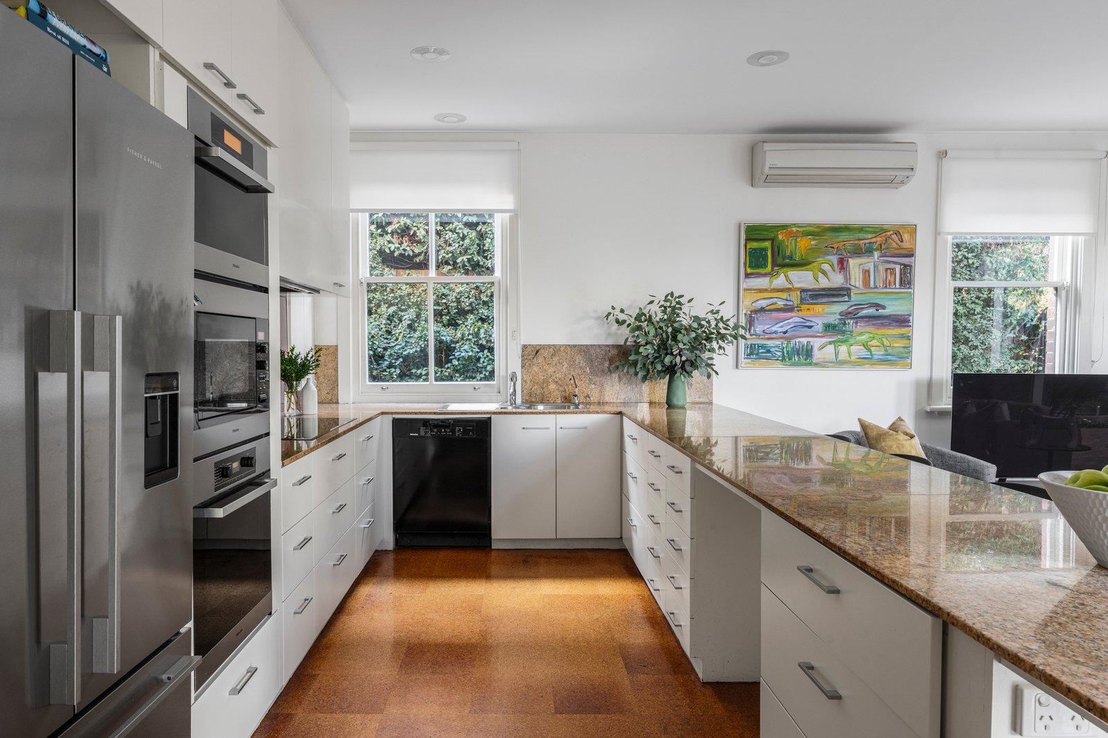 13 Tintern Avenue, Toorak, 3142