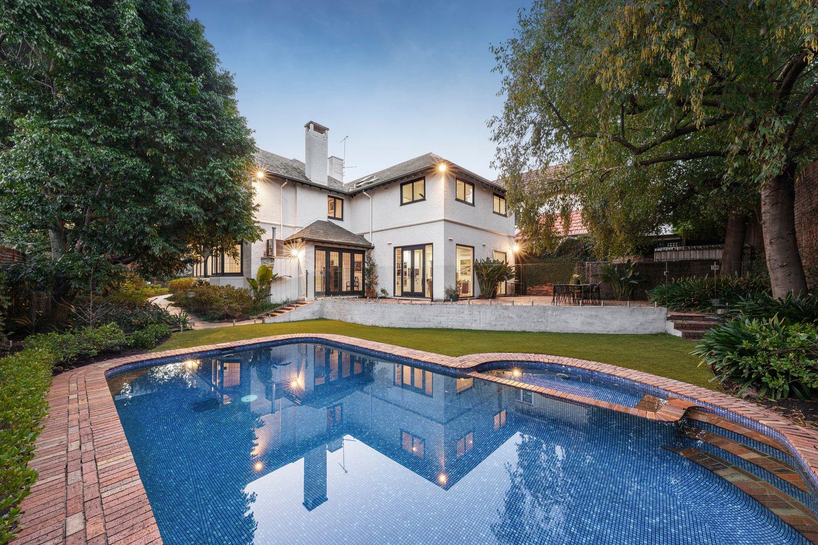 13 Tintern Avenue, Toorak, 3142