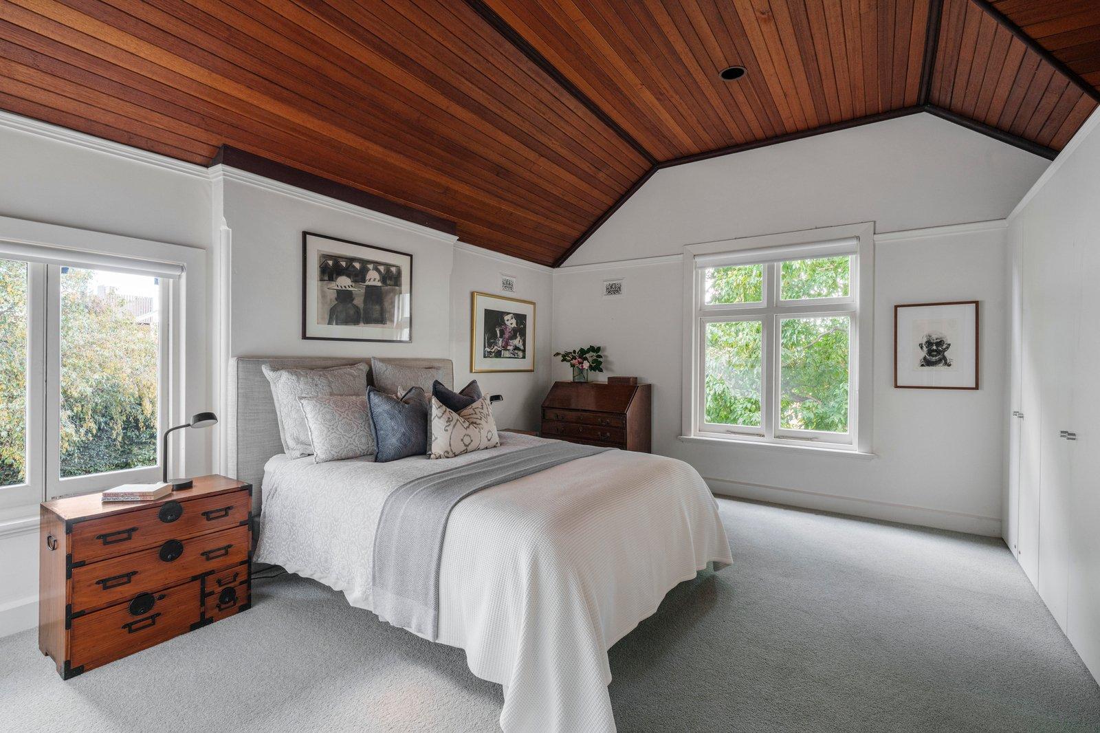 13 Tintern Avenue, Toorak, 3142