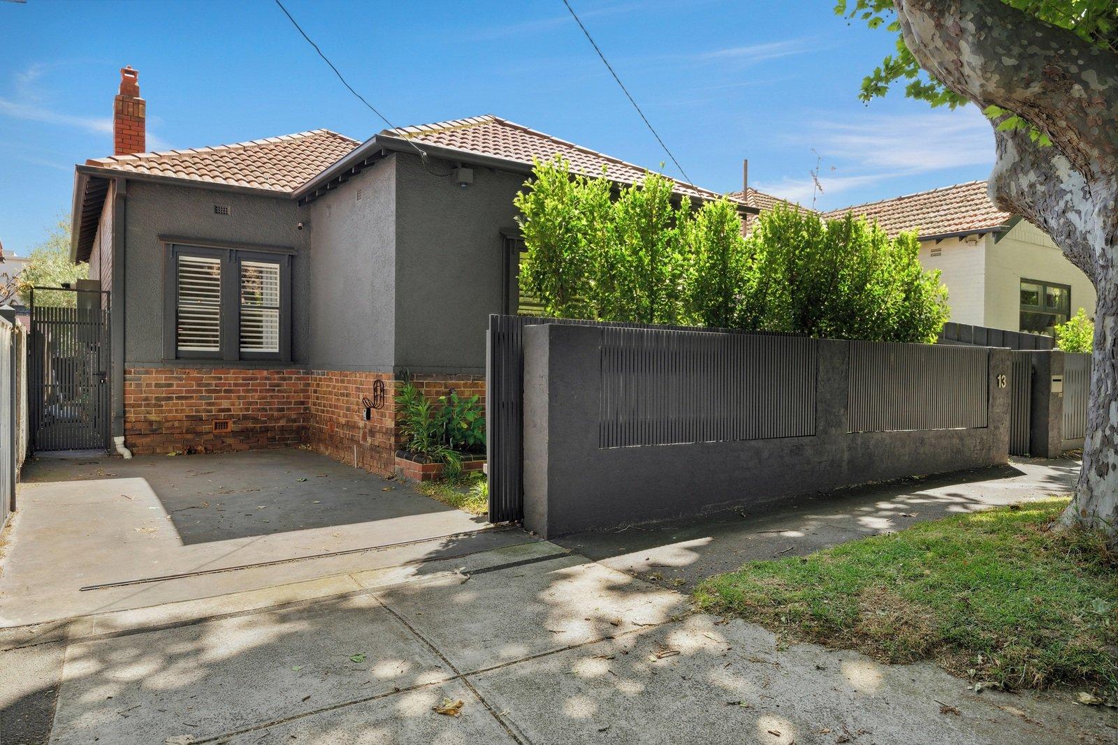 13 Larnook Street, Prahran, 3181