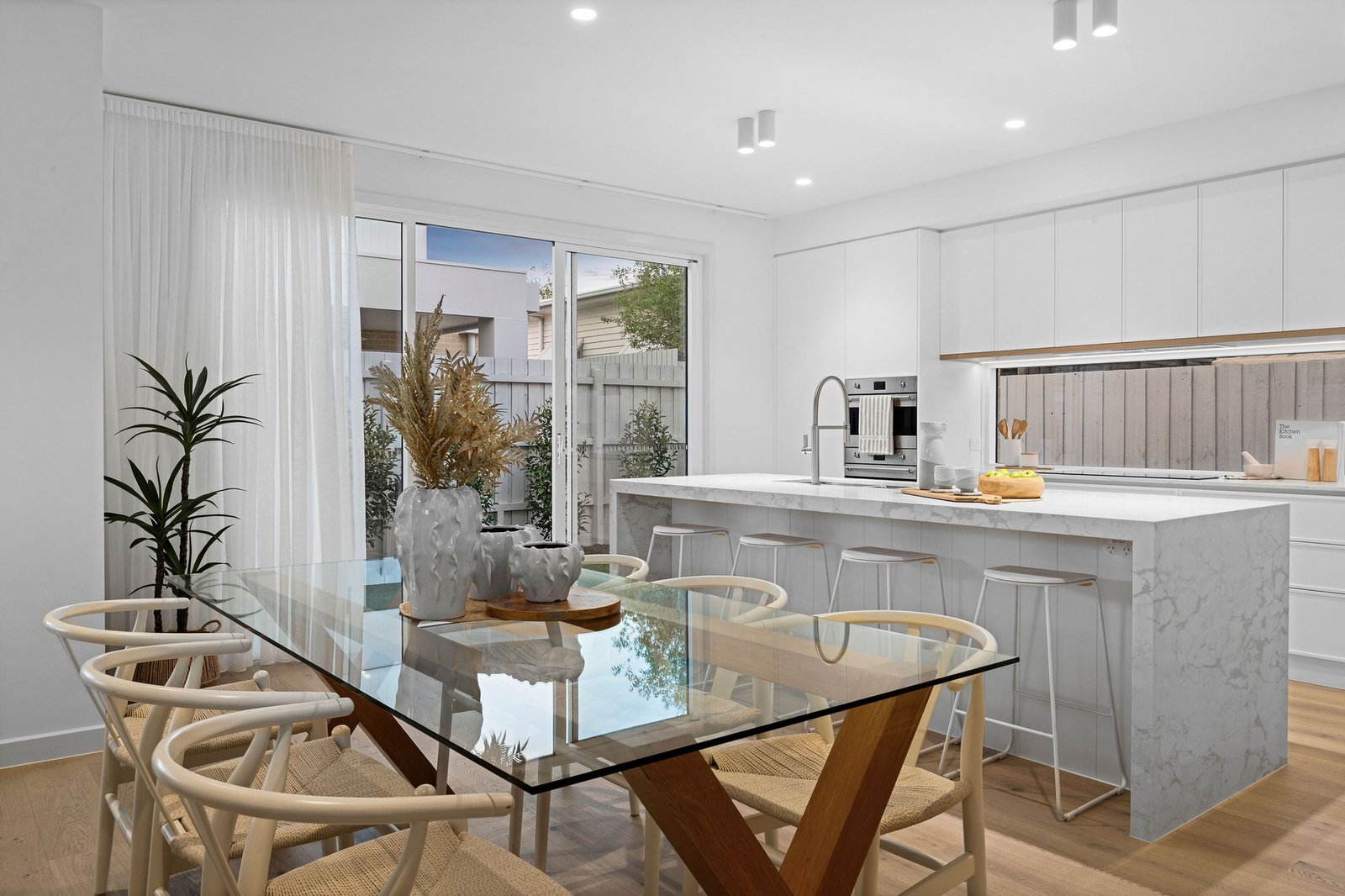 13 Pine Avenue, Mornington, 3931