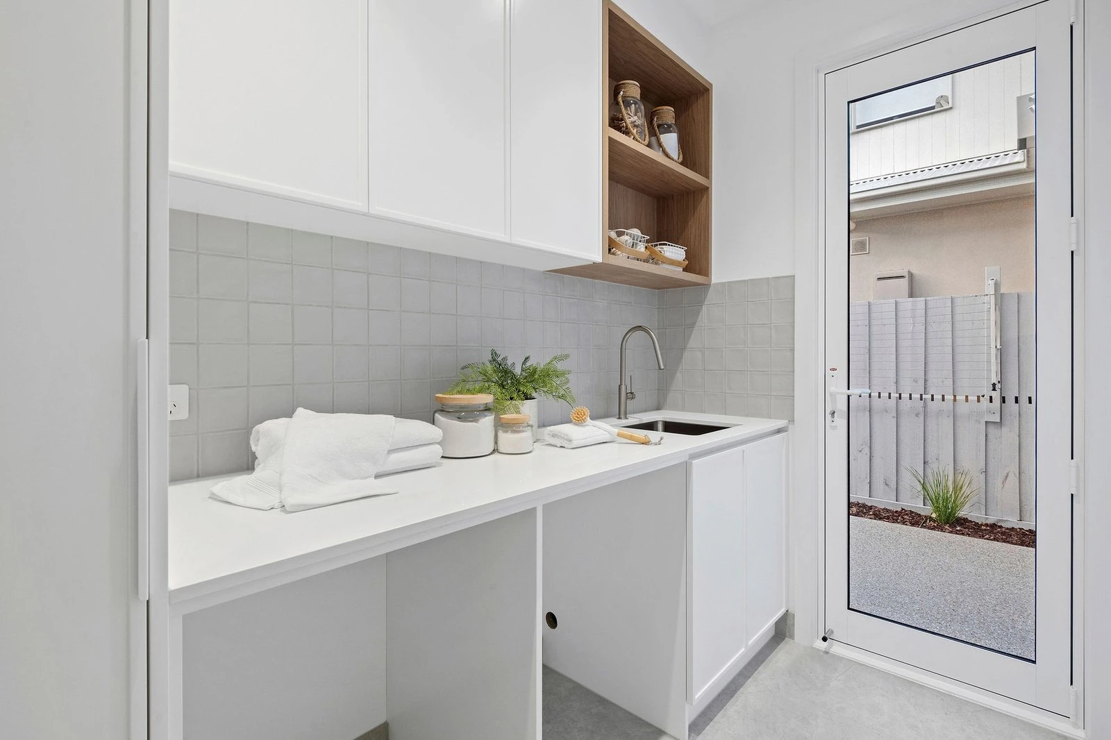 13 Pine Avenue, Mornington, 3931