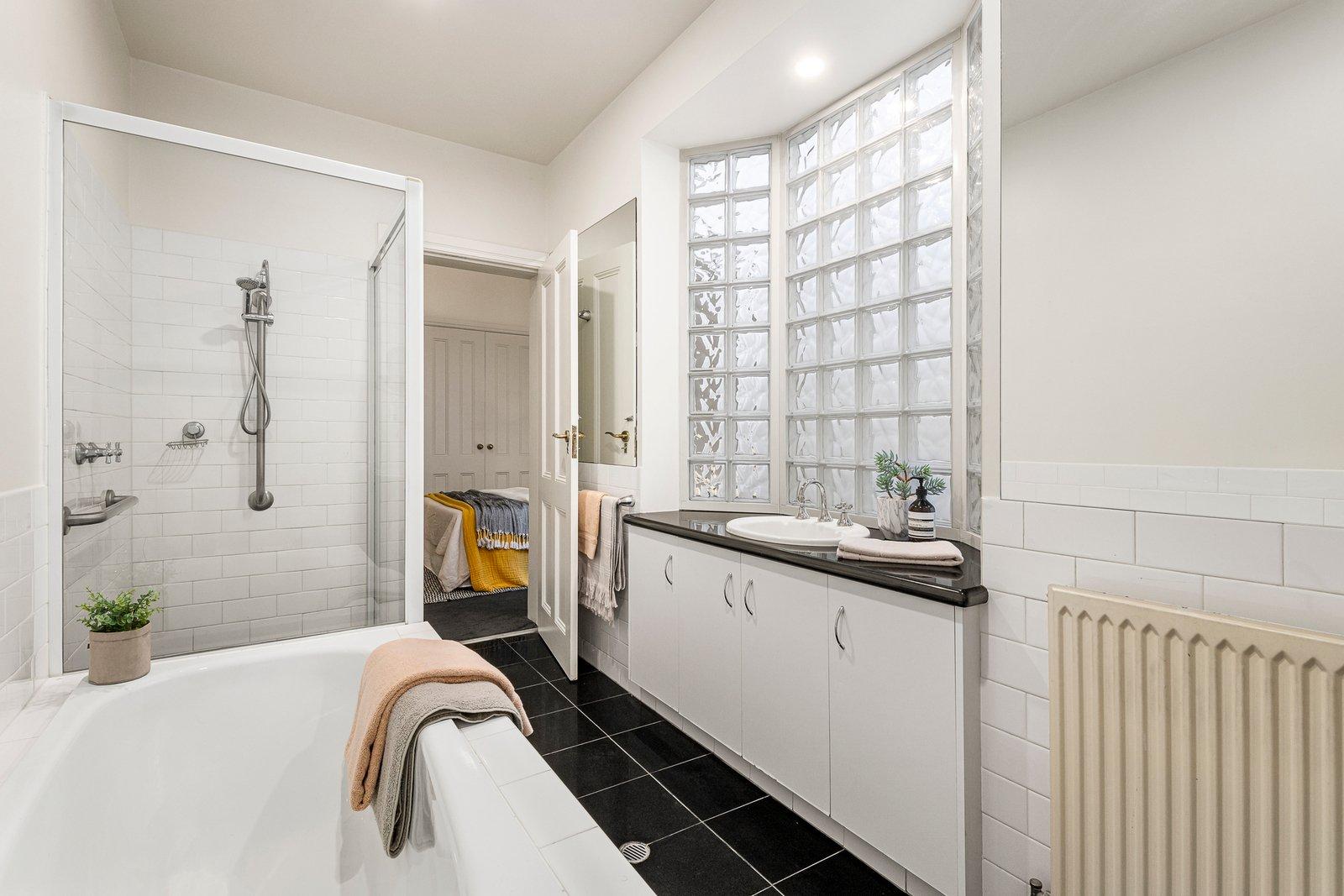 132-134 Simpson Street, East Melbourne, 3002