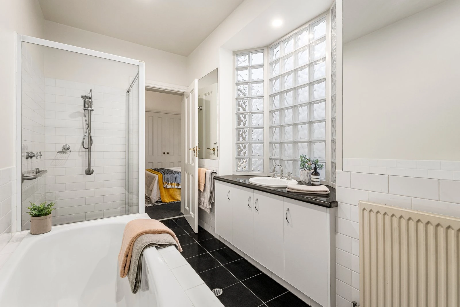 132-134 Simpson Street, East Melbourne, 3002