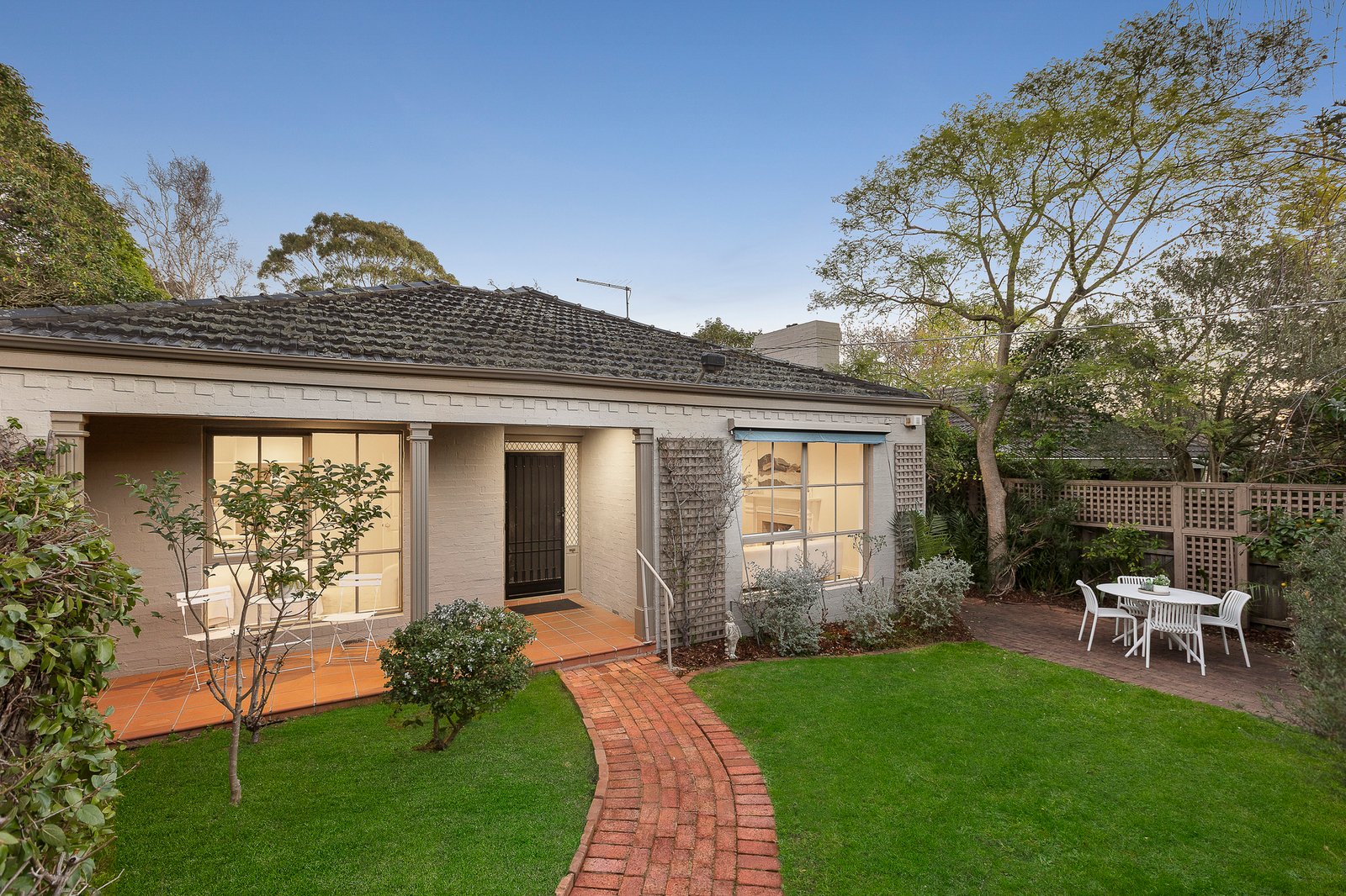 1/4 Tyndall Street, Surrey Hills, 3127