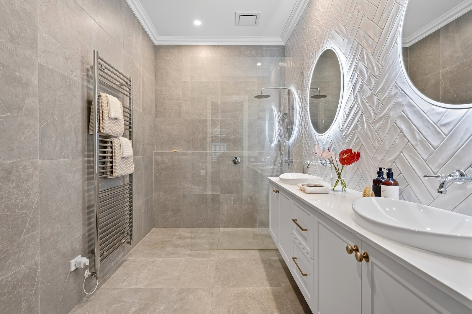 14 Wandsworth Road, Surrey Hills, 3127