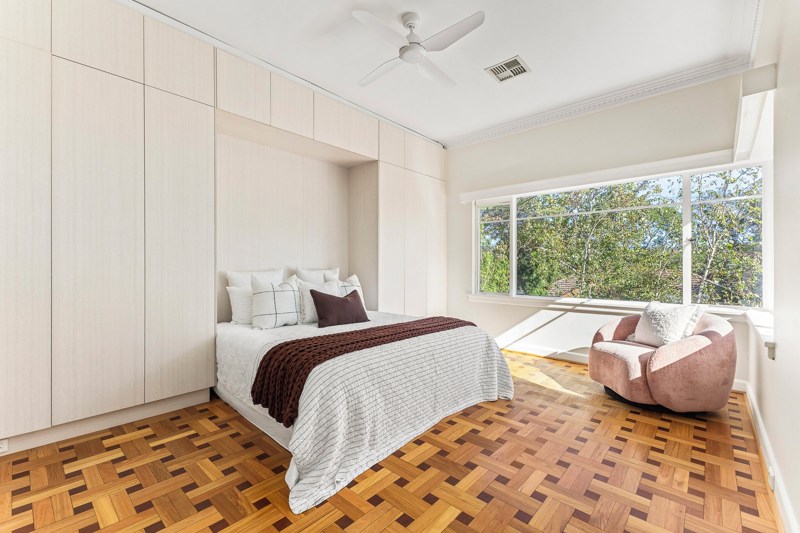 14 White Avenue, Kew East, 3102
