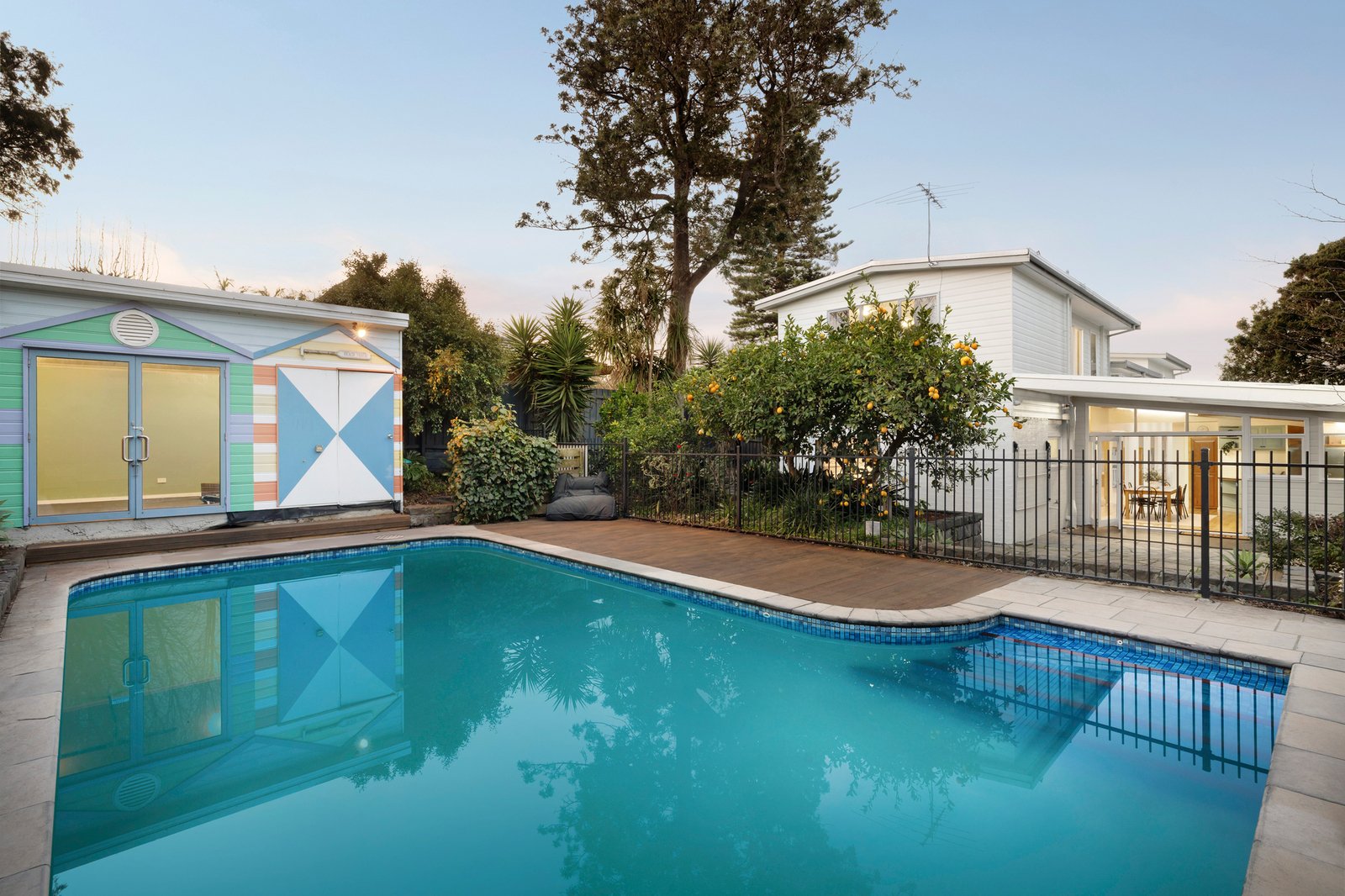 14 Bruarong Crescent, Frankston South, 3199