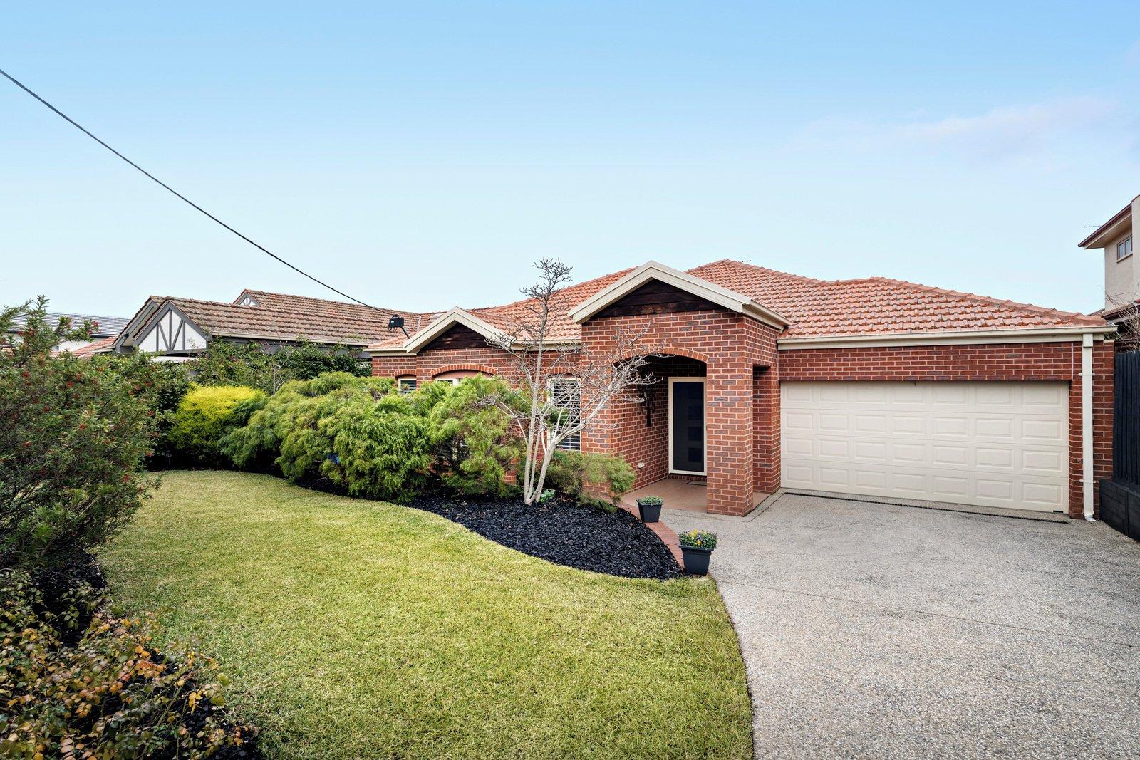 14 Hartwell Hill Road, Camberwell, 3124