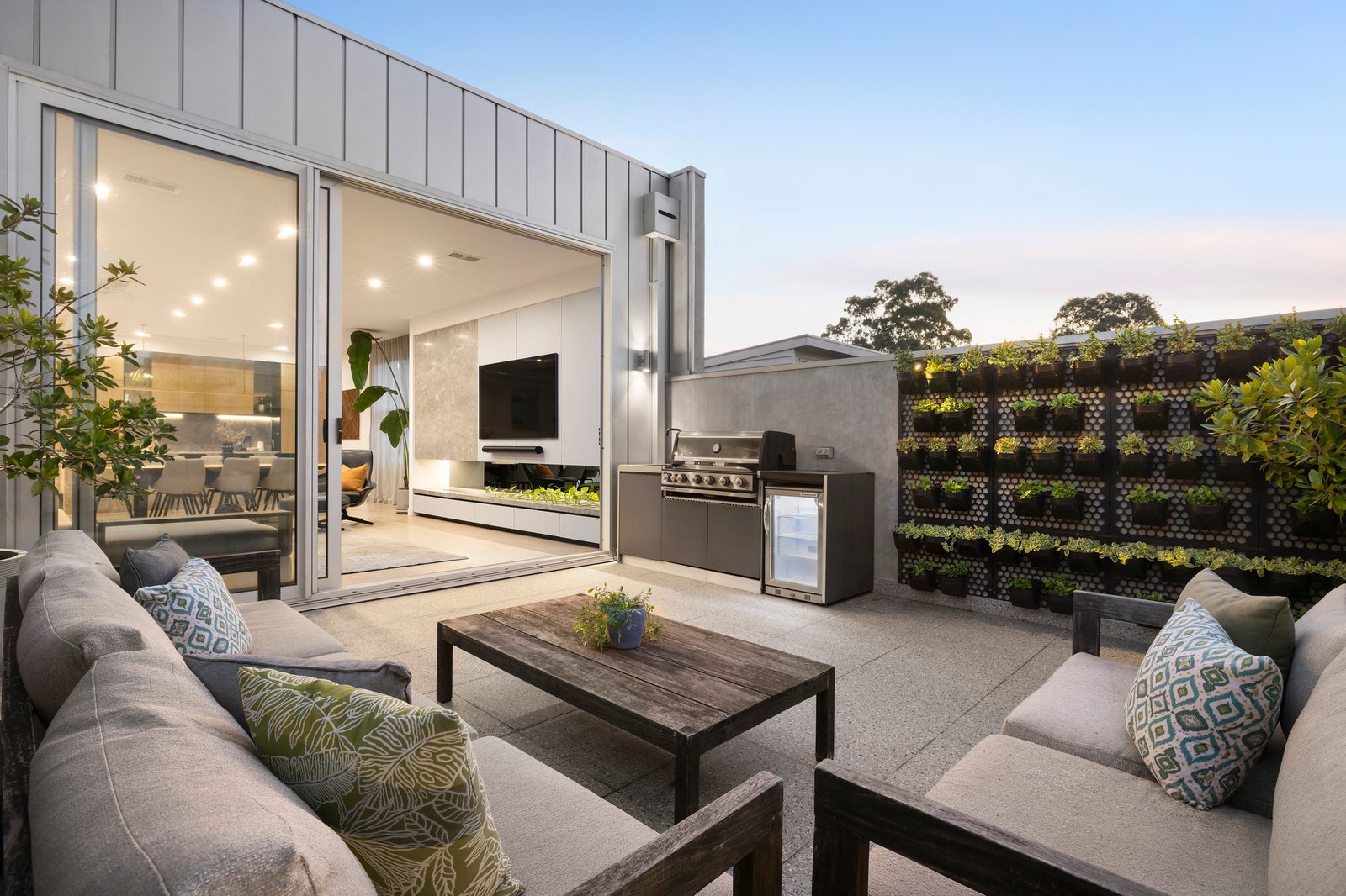 14 Spring Street East, Port Melbourne, 3207