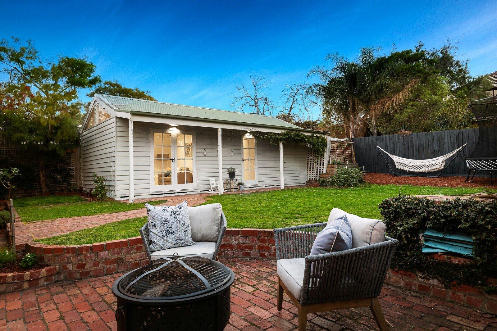 143 Oak Street, Beaumaris, 3193