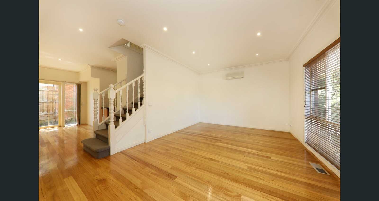 1/43 St Clems Road, Doncaster East, 3109