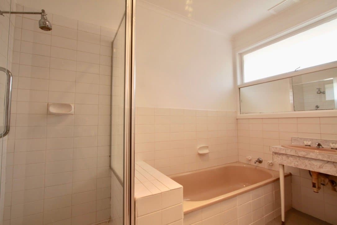 1/5 The Avenue, Surrey Hills, 3127
