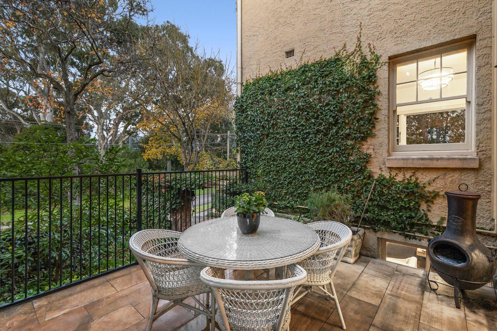 15 Turnbull Avenue, Toorak, 3142