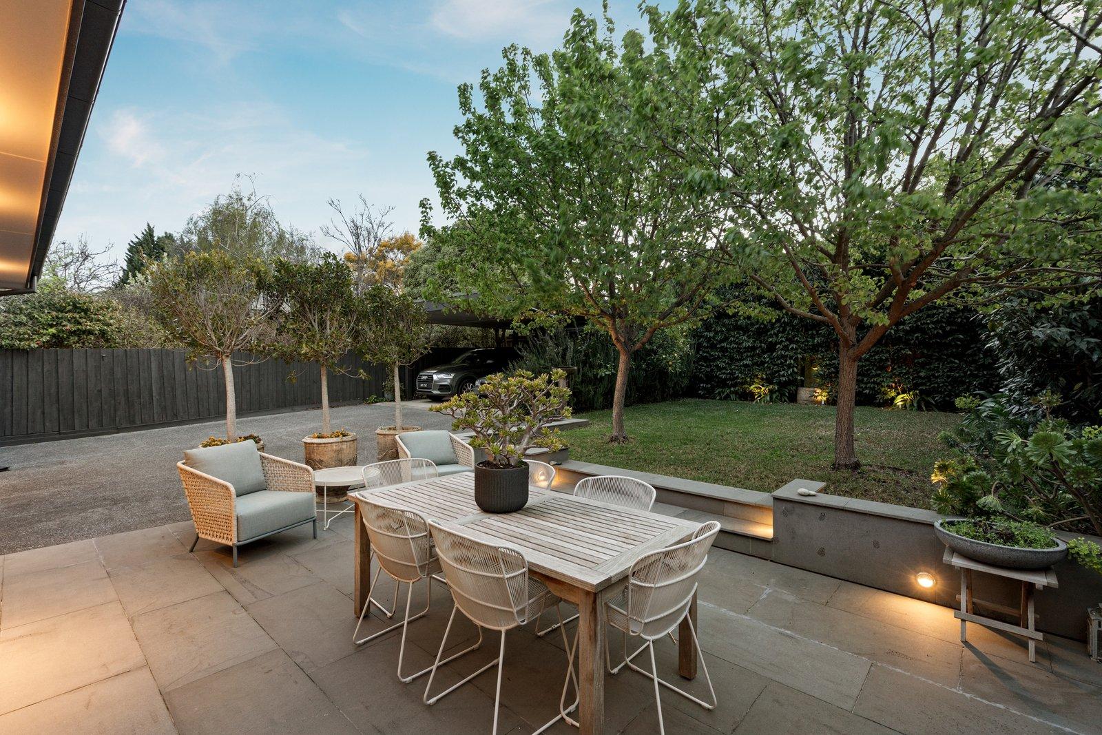 15 Ash Grove, Malvern East, 3145