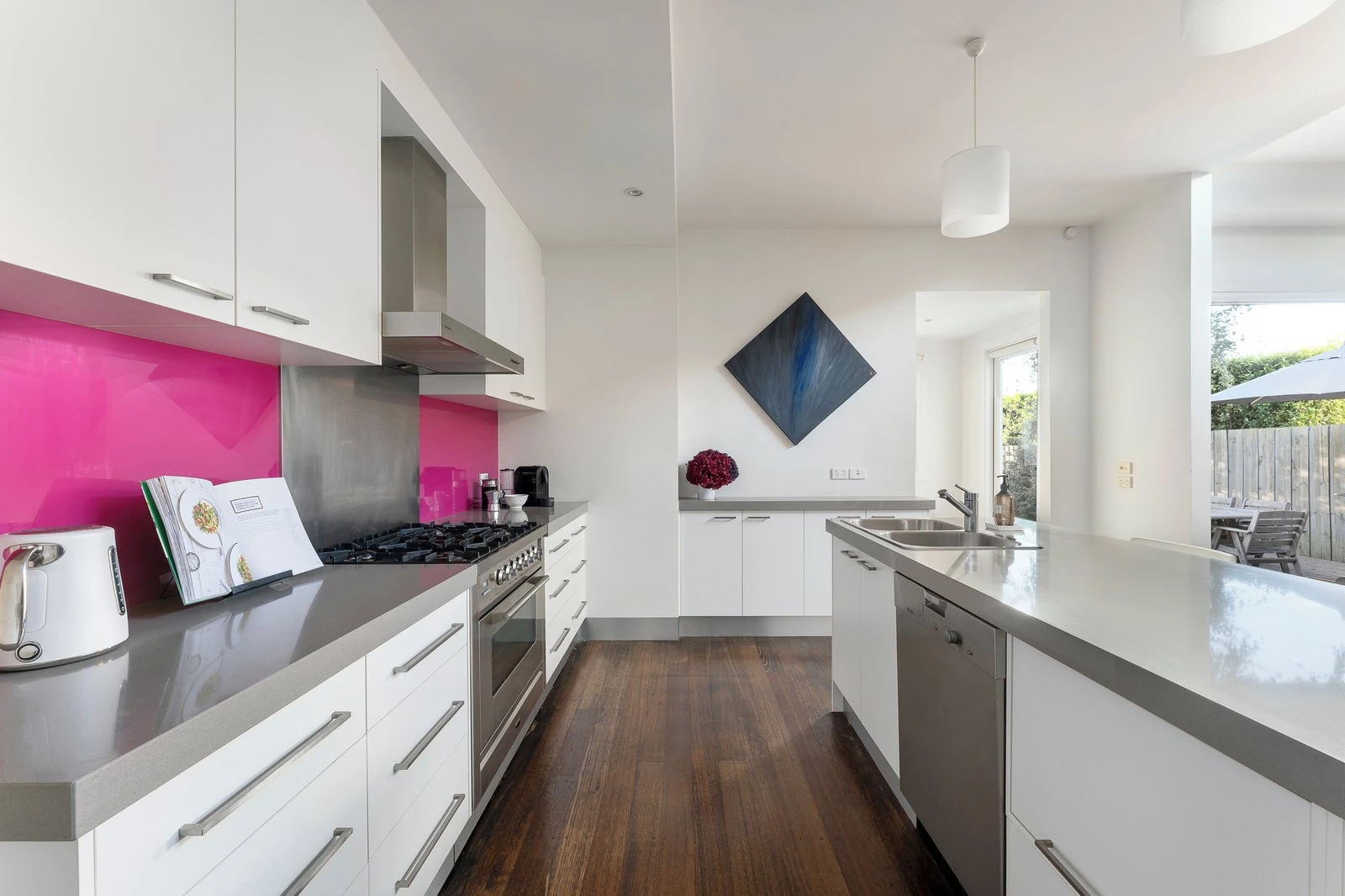 15 Highbury Grove, Kew, 3101