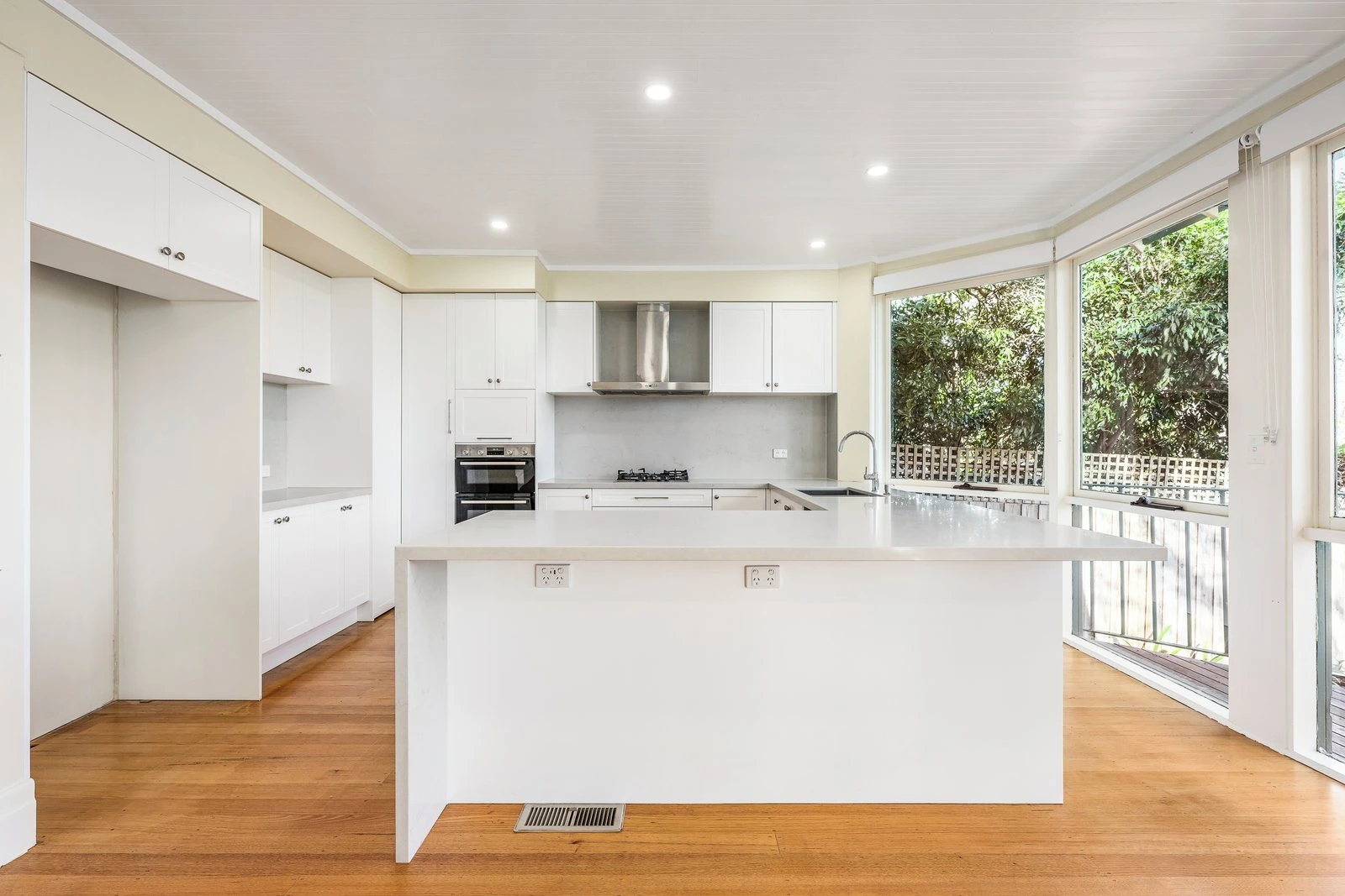 15 Highfield Road, Canterbury, 3126