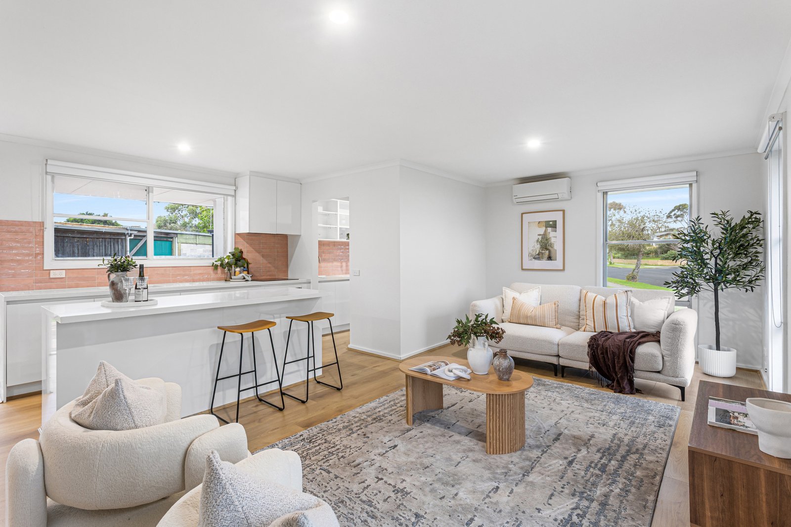 15 Robertson Drive, Mornington, 3931