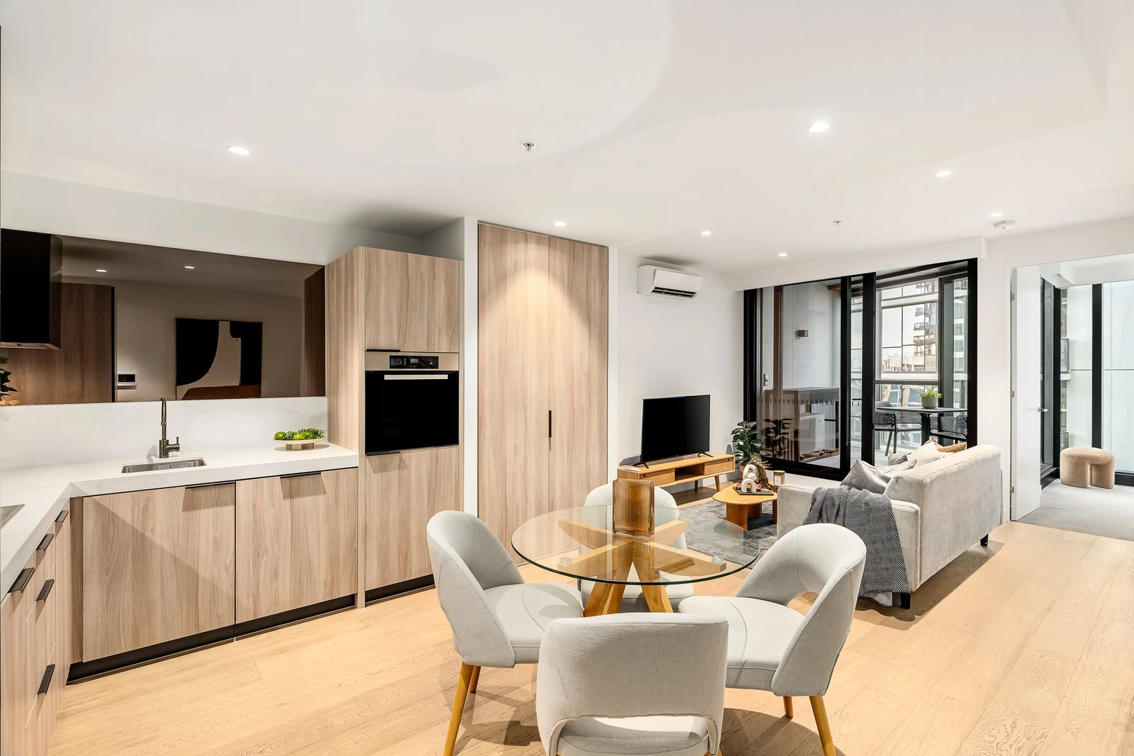 1508/18 Claremont Street, South Yarra, 3141