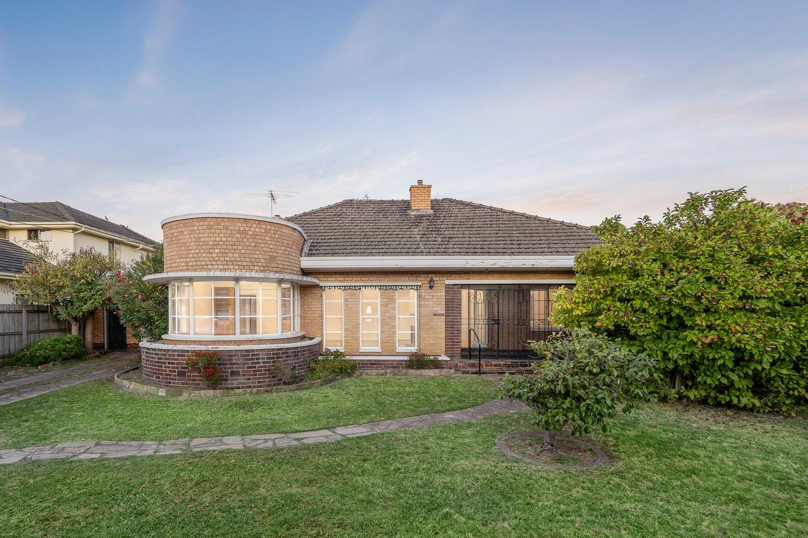 154 Burke Road, Glen Iris, 3146
