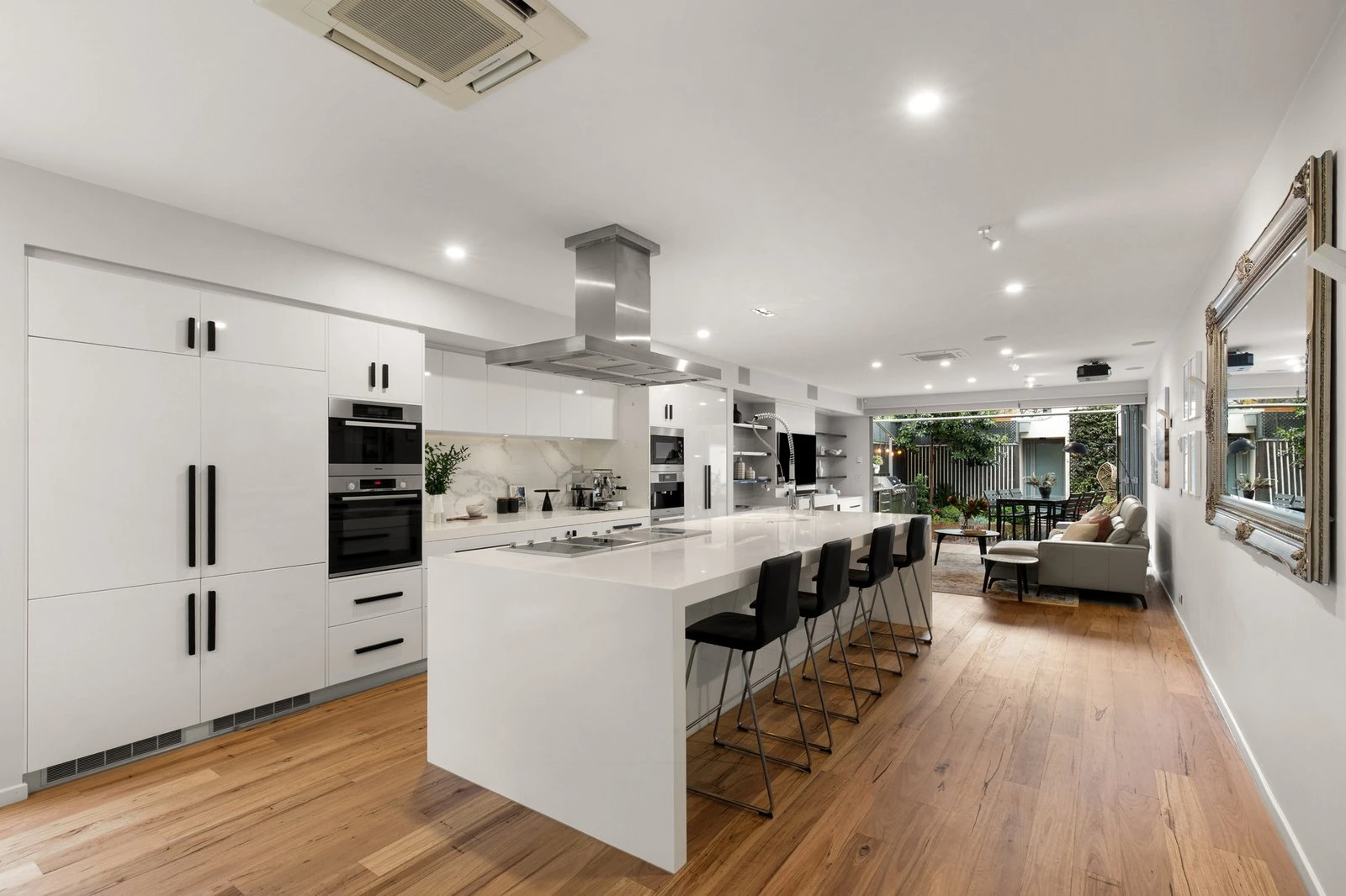 155 Albert Street, Port Melbourne, 3207