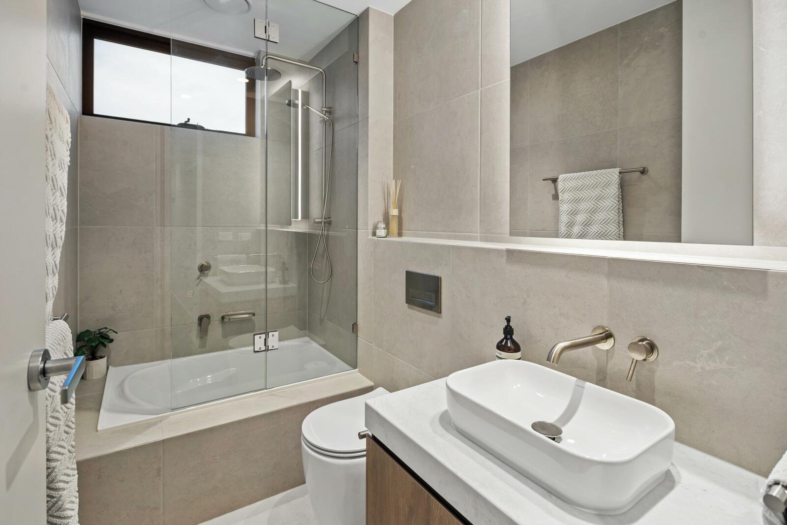 1/597 Burke Road, Camberwell, 3124