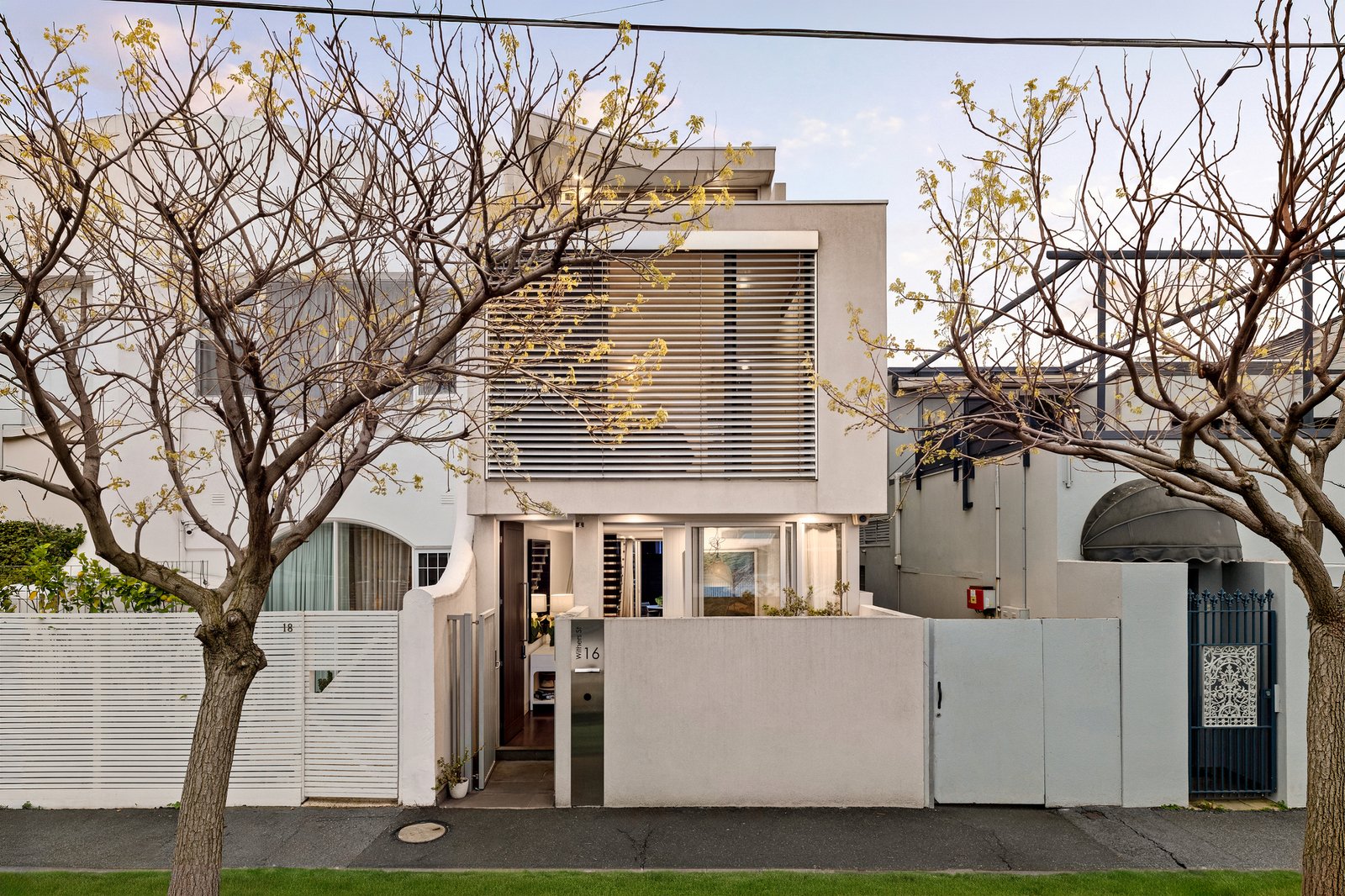 16 Withers Street, Albert Park, 3206