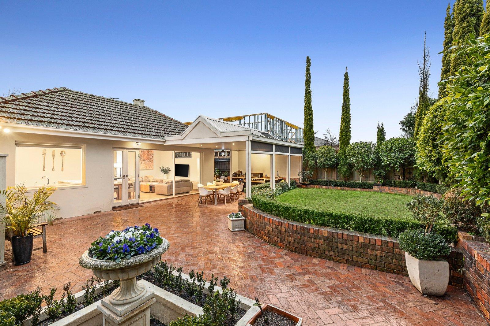 16 Bulleen Road, Balwyn North, 3104