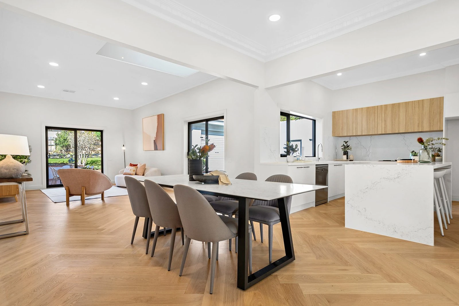 16 Chelmsford Street, Balwyn North, 3104
