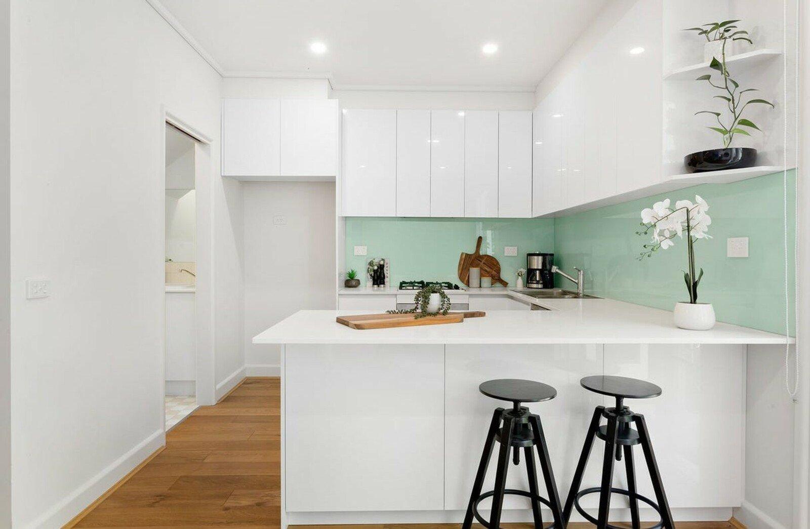 16 Cromwell Place, South Yarra, 3141