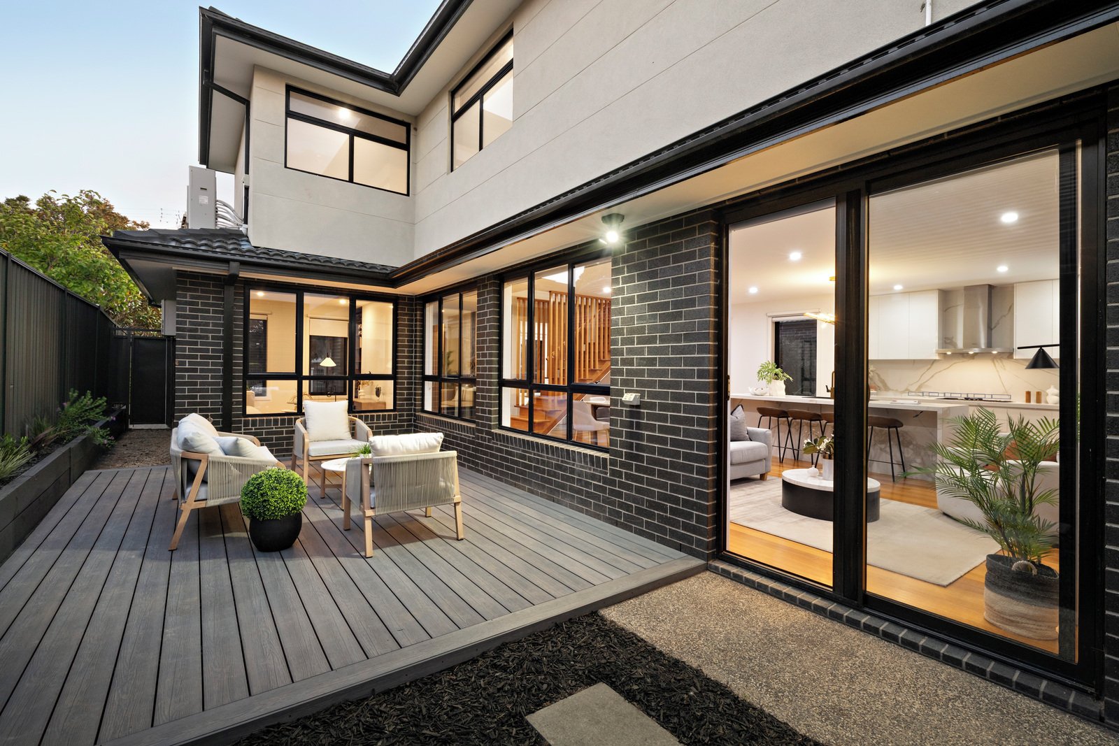 1/6 Mons Street, Glen Iris, 3146