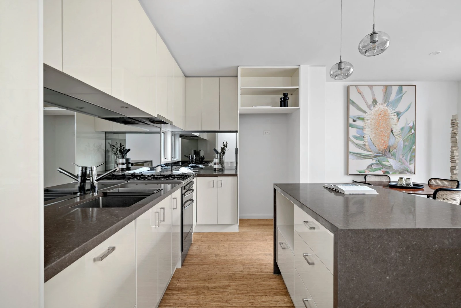 16 Nelson Road, South Melbourne, 3205