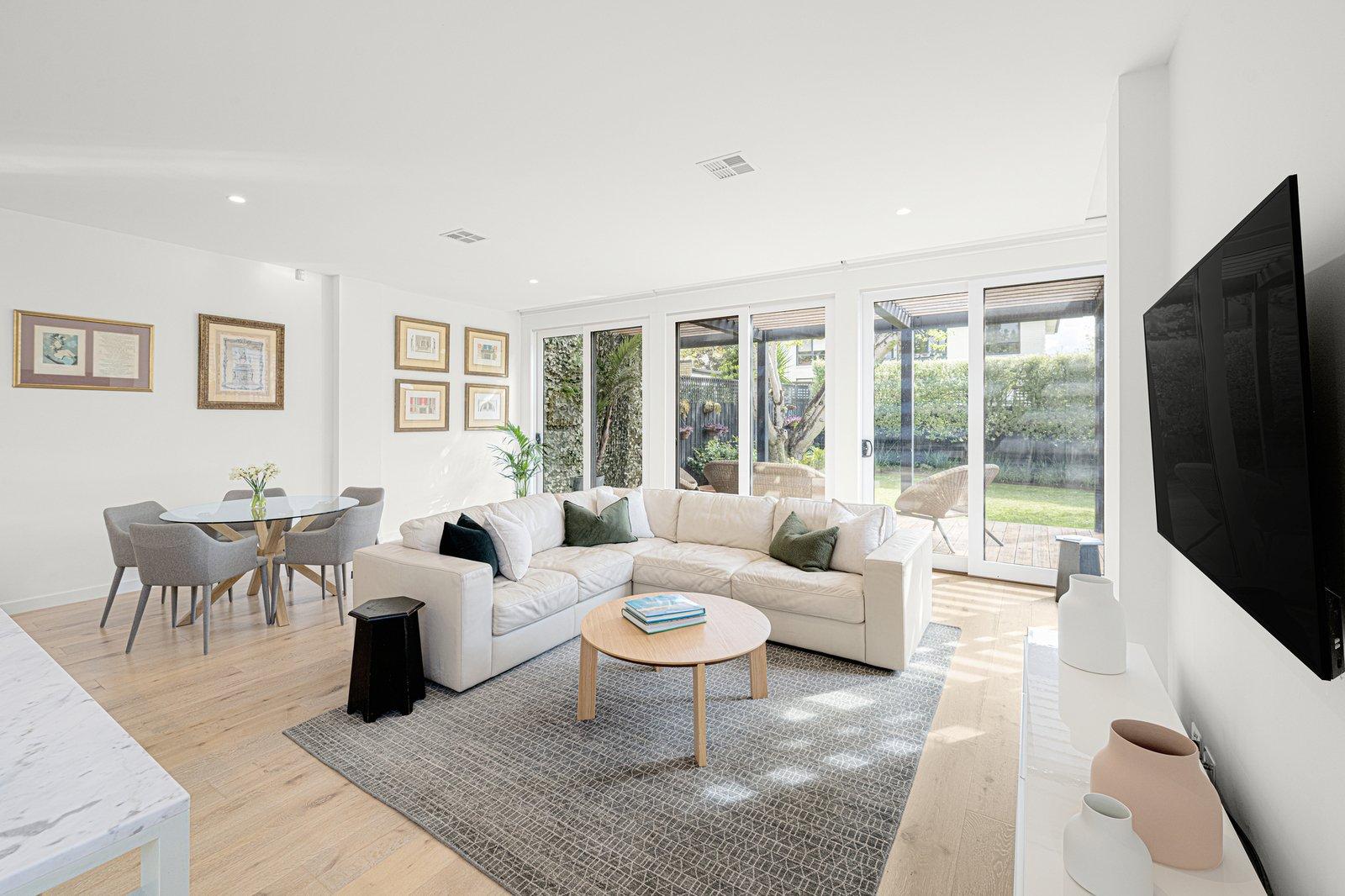 16 Robinson Road, Hawthorn, 3122
