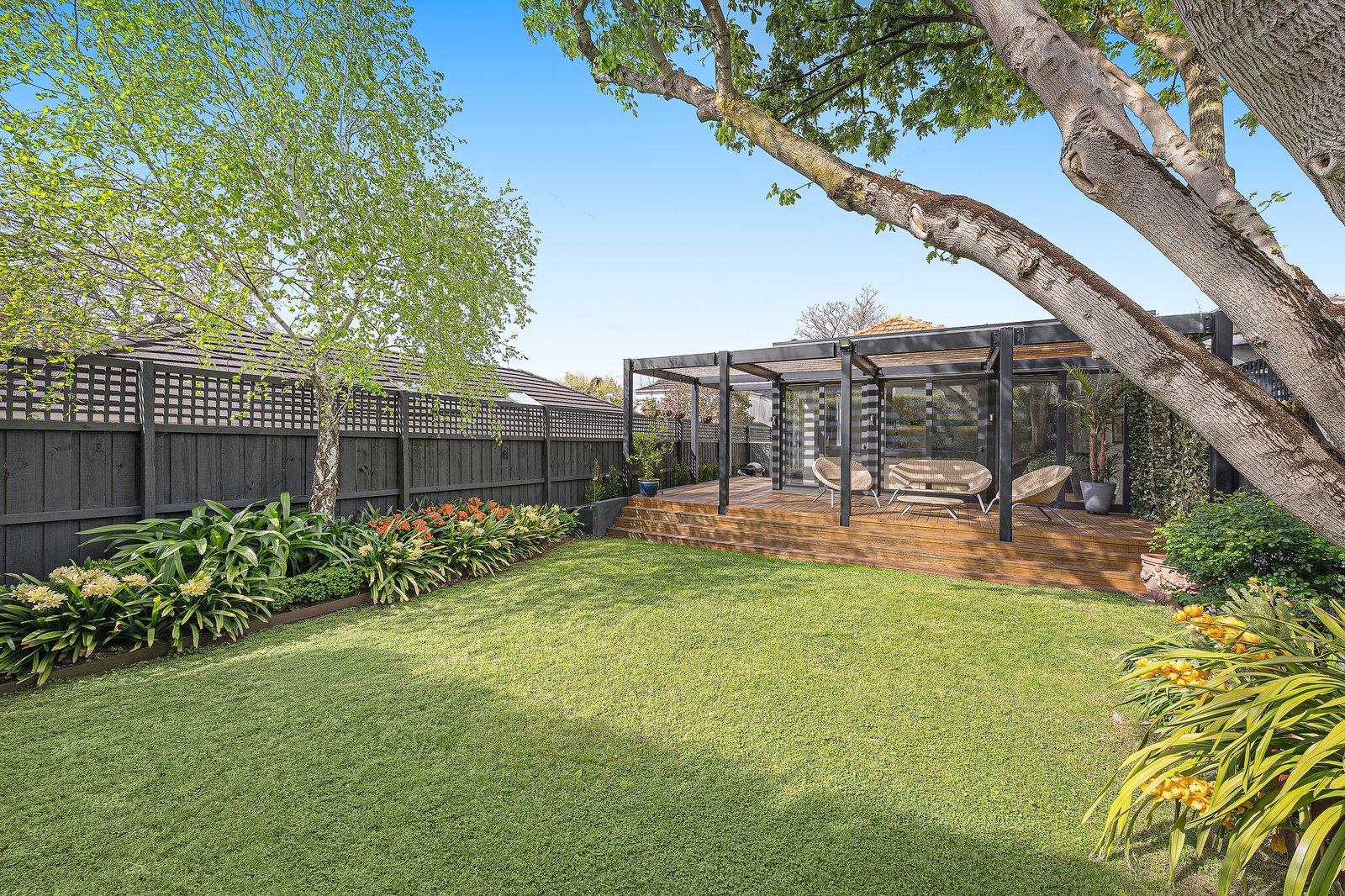 16 Robinson Road, Hawthorn, 3122