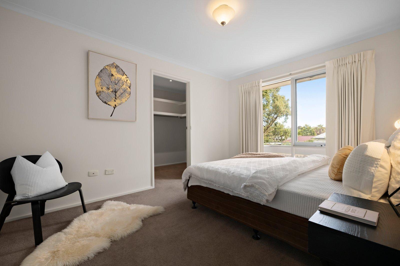 1/6 Suffolk Road, Surrey Hills, 3127